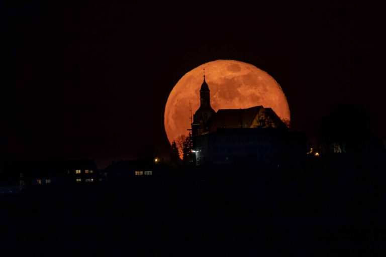 Abend, Amöneburg, Church, Deutschland, Europa, Europe, Evening, Germany, Hessen, Hessia, Kirche, Location, Mittelhessen, Mond, Moon, Nacht, Night, Ort