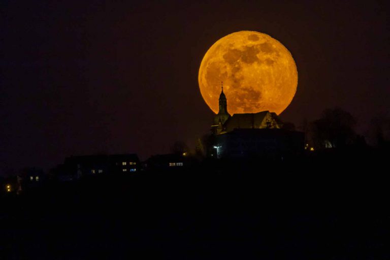 Abend, Amöneburg, Church, Deutschland, Europa, Europe, Evening, Germany, Hessen, Hessia, Kirche, Location, Mittelhessen, Mond, Moon, Nacht, Night, Ort
